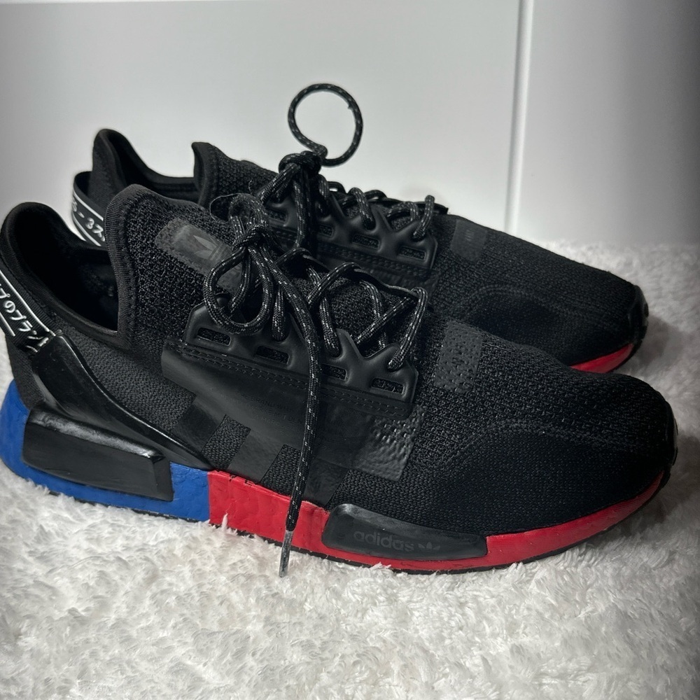 Adidas Originals NMD R1 V2 Black Carbon Red Blue Trainers Used FV9023 Men's 11